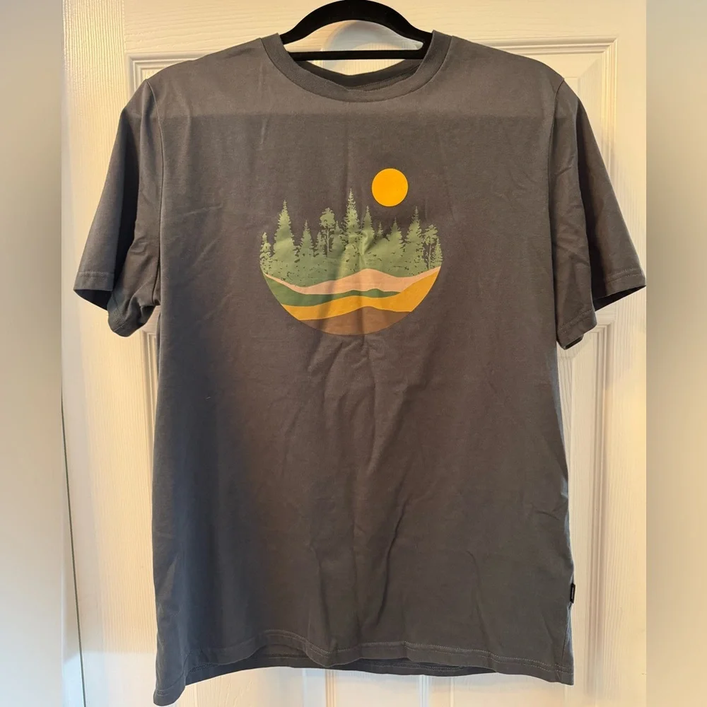 Tentree Men's Charcoal Love Flourishes Nature Graphic Tee - Picture 2 of 7